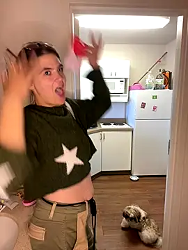 Snapshot of SafeinouterSpace chatting on 10-16-25, 06:20 SafeinouterSpace online show from 10-16-25, 06:20