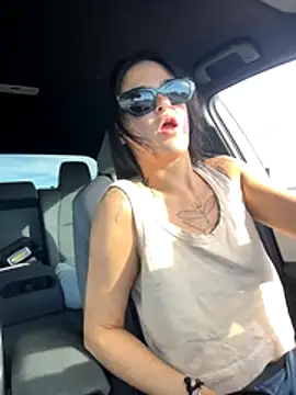 Snapshot of SafeinouterSpace chatting on 11-26-25, 09:38 SafeinouterSpace online show from 11-26-25, 09:38