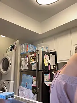 Snapshot of SafeinouterSpace chatting on 02-11-26, 12:26 SafeinouterSpace online show from 02-11-26, 12:26