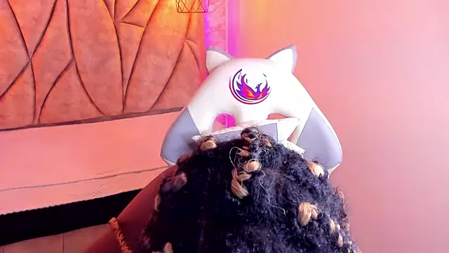 Queen perla  online show from 01-17-25, 02:50