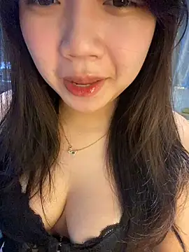 Hotellinh12 online show from 09-22-25, 04:42