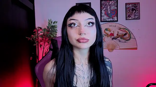 Snapshot of catipetite chatting on 07-15-26, 05:34 catipetite online show from 07-15-26, 05:34
