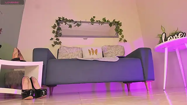 thais dreams online show from 02-20-25, 12:36