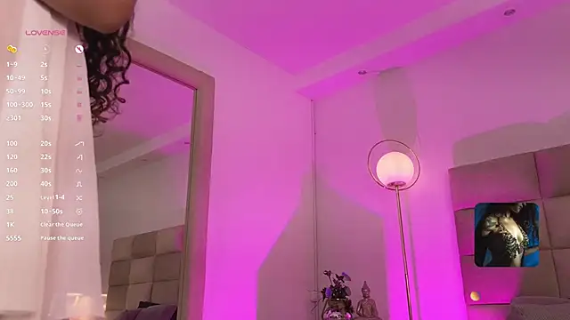 Snapshot of mssjulia chatting on 01-20-25, 11:43 mssjulia online show from 01-20-25, 11:43