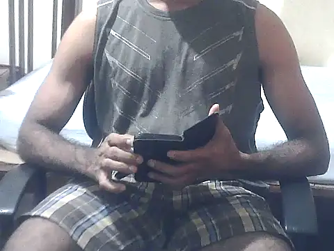 Snapshot of ROCKY_USA_18 chatting on 05-15-26, 11:39 ROCKY USA 18 online show from 05-15-26, 11:39