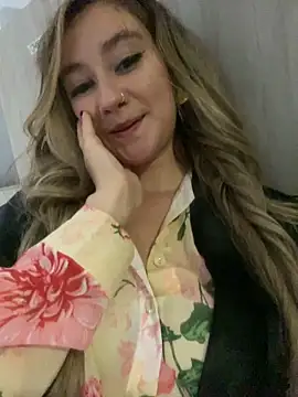 MaryDeniro online show from 01-28-25, 10:34