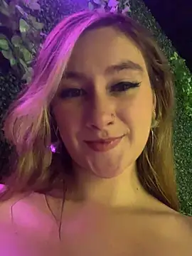 MaryDeniro online show from 01-29-25, 02:30