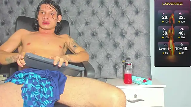 marcus smithh online show from 12-17-24, 04:01