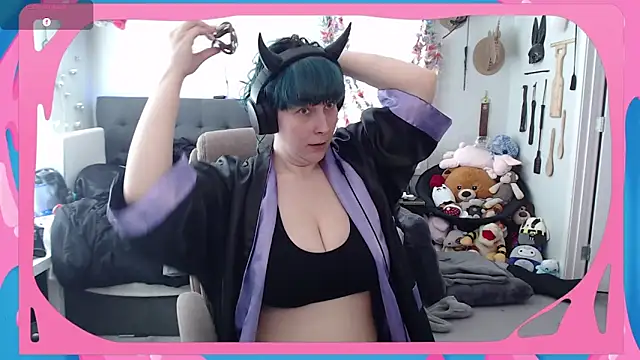 CirqueNoirBlu online show from 03-21-26, 08:45