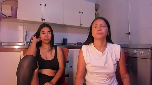 SofiAndNicol online show from 02-01-25, 11:21