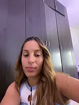 Agnescruzz online show from 01-18-26, 06:34