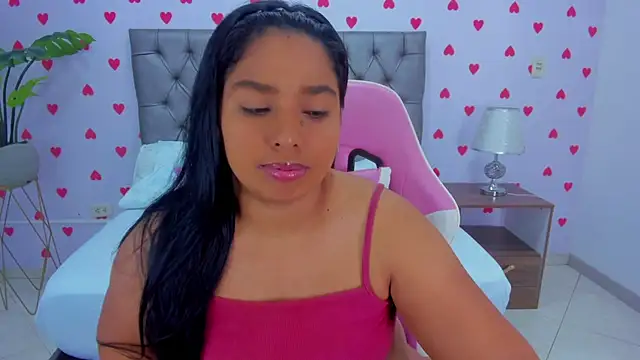 hurrem had online show from 02-28-25, 02:20