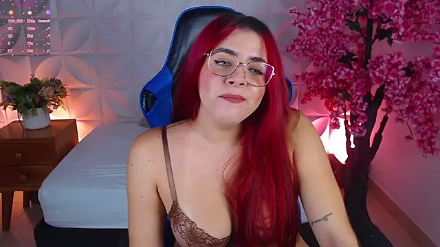 lizowenn  online show from 02-09-26, 07:29