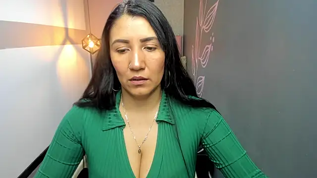 GiaFox  online show from 02-05-25, 12:38