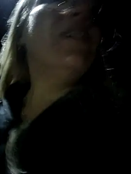 Snapshot of Off_the_Lesh chatting on 05-11-26, 12:55 Off the Lesh online show from 05-11-26, 12:55