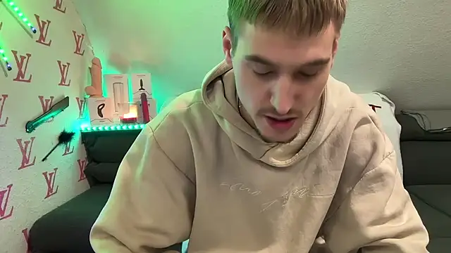 Cookieboy88 online show from 01-19-26, 04:33