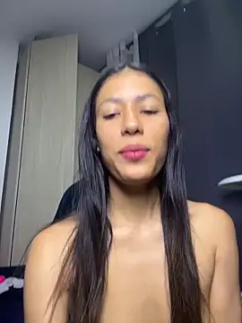 Snapshot of Valentinabaker chatting on 05-22-26, 06:09 Valentinabaker online show from 05-22-26, 06:09