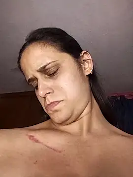 Snapshot of Catalinacandela chatting on 01-17-26, 08:01 Catalinacandela online show from 01-17-26, 08:01