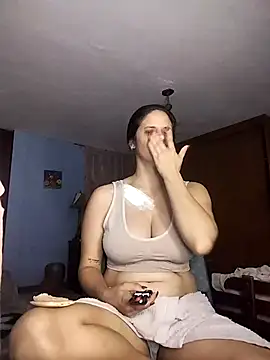 Snapshot of Catalinacandela chatting on 02-19-26, 10:00 Catalinacandela online show from 02-19-26, 10:00