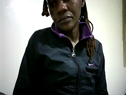 Snapshot of Pierra77 chatting on 10-08-25, 08:01 Pierra77 online show from 10-08-25, 08:01