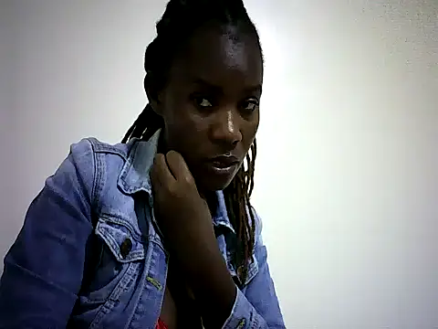 Snapshot of Pierra77 chatting on 10-14-25, 09:21 Pierra77 online show from 10-14-25, 09:21