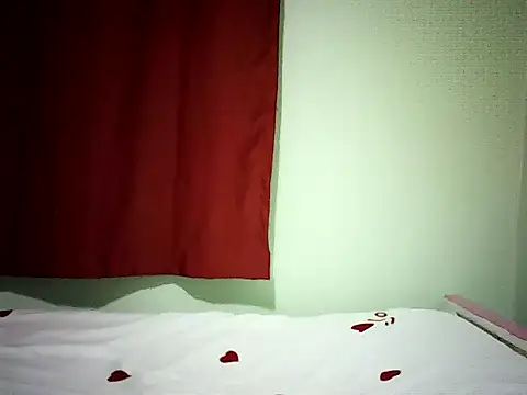 Snapshot of Pierra77 chatting on 05-12-26, 02:19 Pierra77 online show from 05-12-26, 02:19