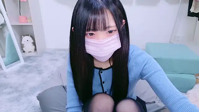 Snapshot of Suzu_ch_xx chatting on 12-04-24, 02:26 Suzu ch xx online show from 12-04-24, 02:26