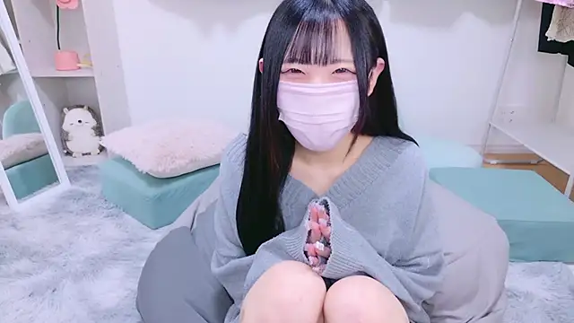 Snapshot of Suzu_ch_xx chatting on 12-04-24, 06:50 Suzu ch xx online show from 12-04-24, 06:50