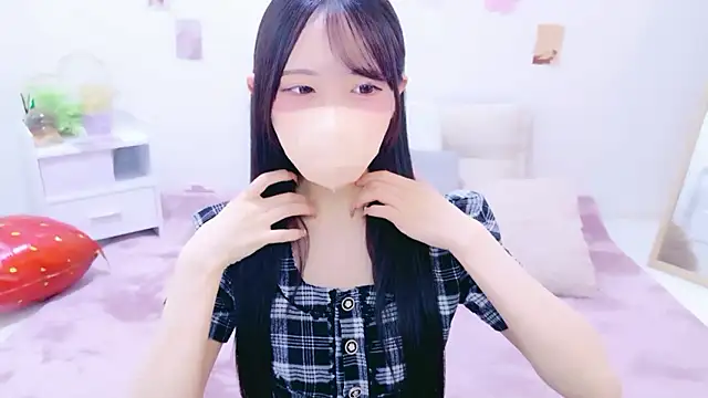 Snapshot of Suzu_ch_xx chatting on 05-24-26, 04:23 Suzu ch xx online show from 05-24-26, 04:23