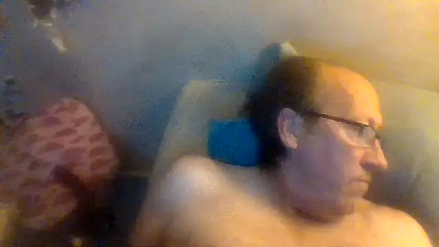 Snapshot of hornyrich69 chatting on 12-19-24, 07:07 hornyrich69 online show from 12-19-24, 07:07