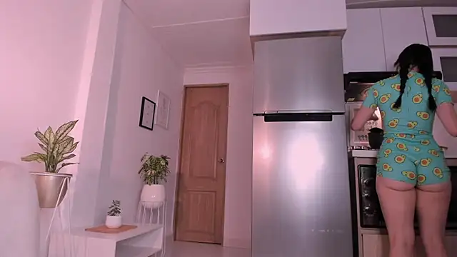 DannaHyde online show from 02-23-25, 05:29