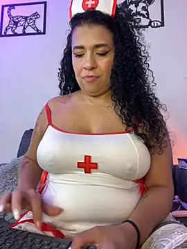 Snapshot of miss_grace_01 chatting on 09-29-25, 02:27 miss grace 01 online show from 09-29-25, 02:27