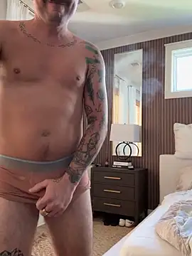 Snapshot of tennesseelads chatting on 10-31-25, 08:54 tennesseelads online show from 10-31-25, 08:54