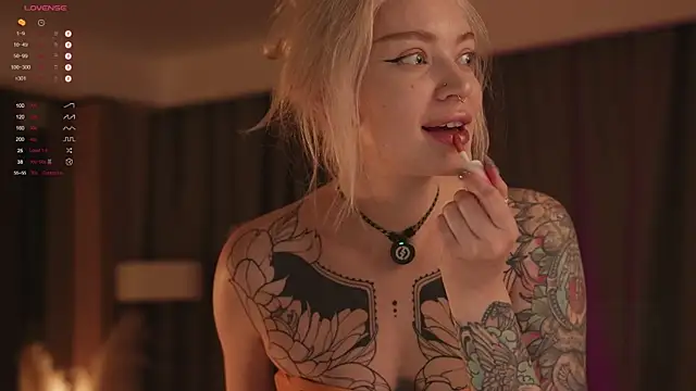 LinaKinky online show from 01-30-25, 09:25