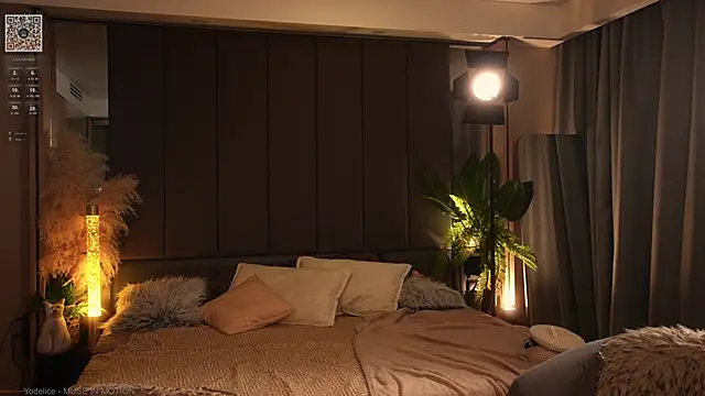 LinaKinky online show from 10-09-25, 08:12