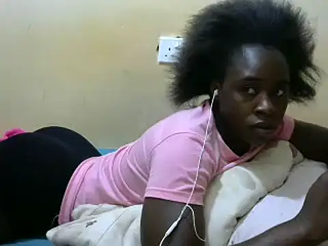 Snapshot of sweet_lily2 chatting on 02-12-25, 01:09 sweet lily2 online show from 02-12-25, 01:09