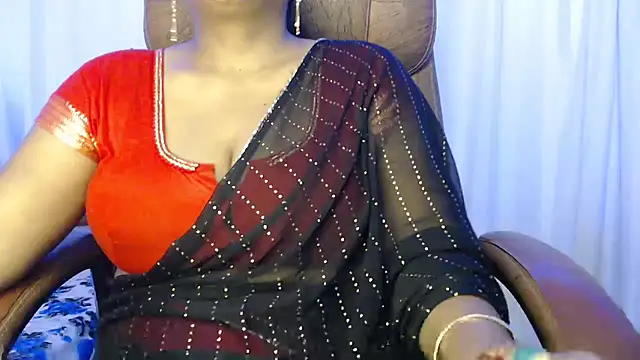 Prita07 online show from 10-31-25, 11:33