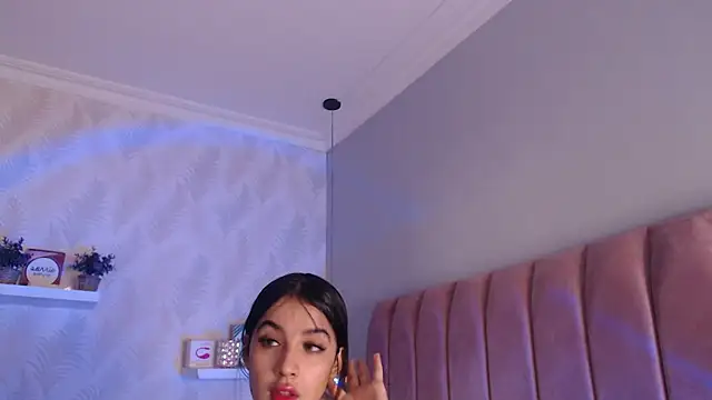 LeenaBrown online show from 09-23-25, 12:41