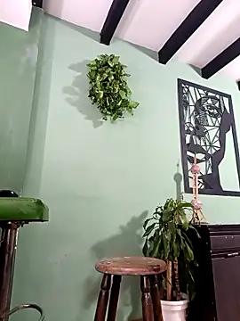 thirstymoonxx online show from 02-17-26, 04:31