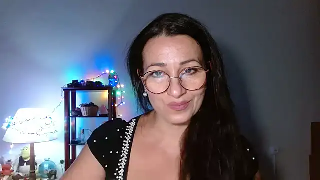 KeisyNeonX online show from 11-18-25, 08:35