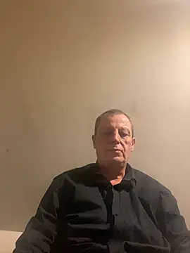 Snapshot of chubbybear2cum chatting on 09-24-25, 04:16 chubbybear2cum online show from 09-24-25, 04:16