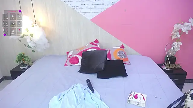 Cristal War online show from 03-08-26, 10:24