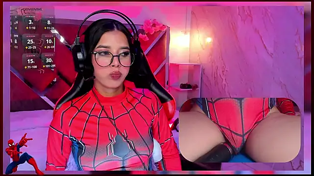 SweetieCloe  online show from 09-23-25, 08:45