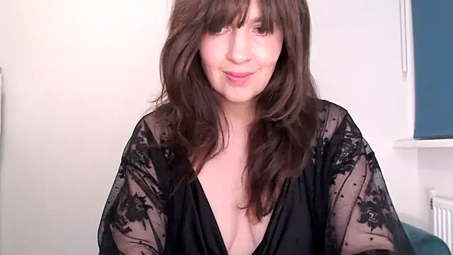 Ella Next Door online show from 03-22-26, 09:18