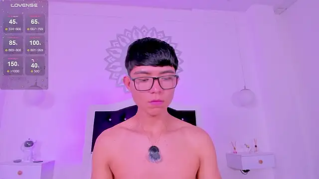 Snapshot of CodyTwink chatting on 02-03-26, 05:07 CodyTwink online show from 02-03-26, 05:07