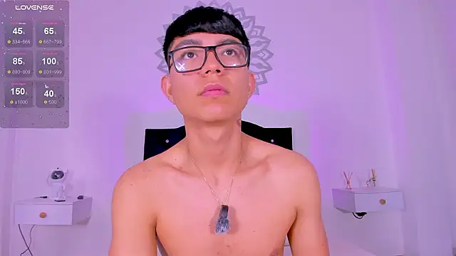 Snapshot of CodyTwink chatting on 02-21-26, 03:46 CodyTwink online show from 02-21-26, 03:46