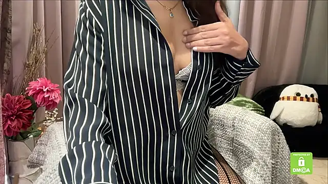 Unique-Beauty online show from 12-20-25, 09:05