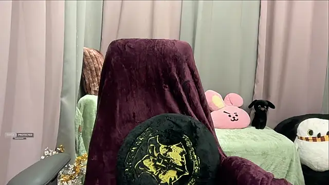 Unique-Beauty online show from 02-19-26, 04:14