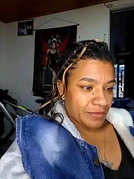 Selket11 online show from 02-14-25, 10:49