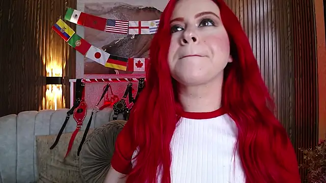Snapshot of Naty_slavedoll chatting on 06-25-26, 07:07 Naty slavedoll online show from 06-25-26, 07:07